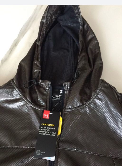 Under Armour • USA