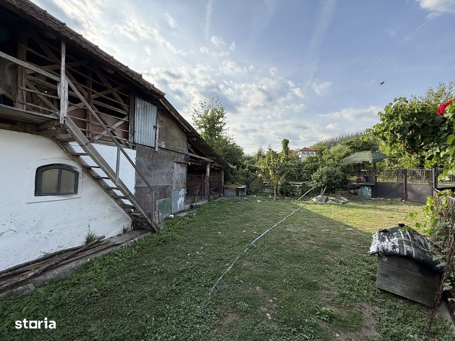 Vand Casa Batraneasca + Teren 1754 mp Com. Malureni Sat Bunești Argeș