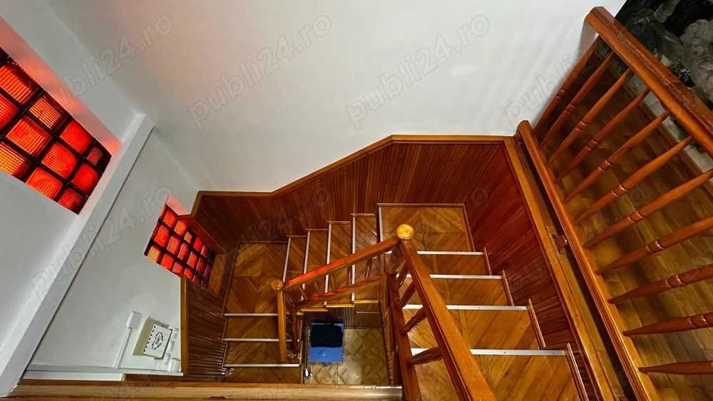 Apartament in duplex