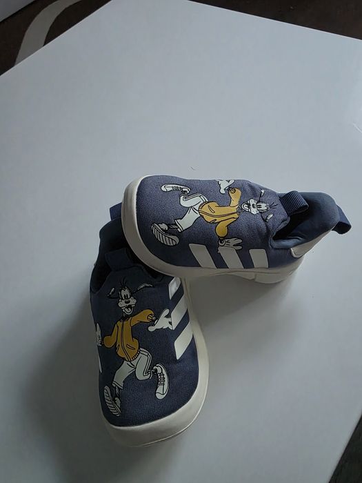 Adidas disney nr 21