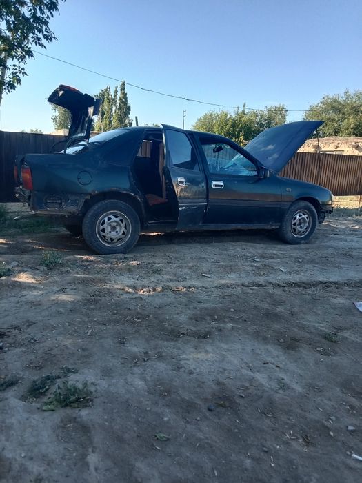 Опел сатылады жүрип тур