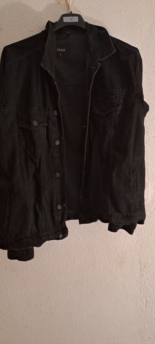 Haine băieți   40 lei /bucata  Mărimi S sau XS