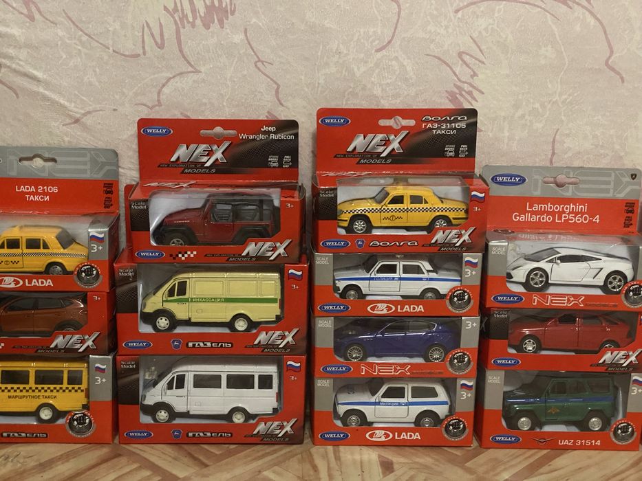 Продам детские машинки