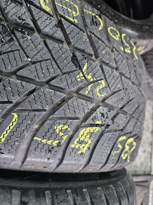 235 55 18 m+s bridgestone