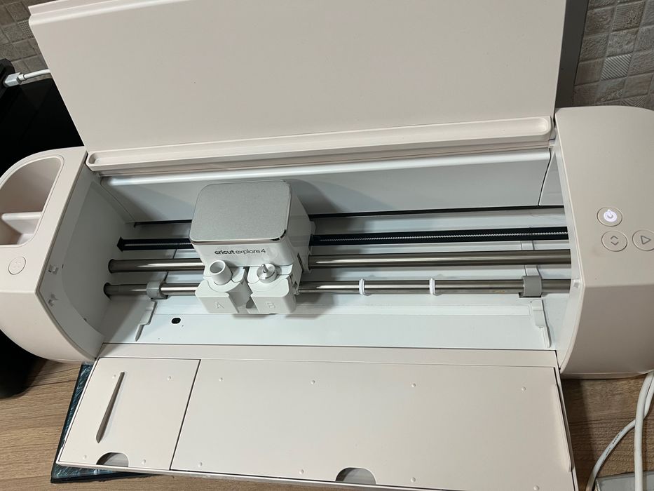 Етикетираща машина Cricut, комплект