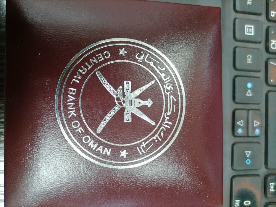 Монета серебро Oman 2002