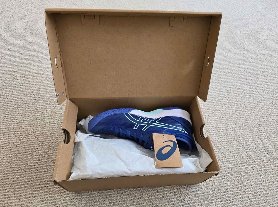 Оригинални маратонки "ASICS"-40 номер-нови!