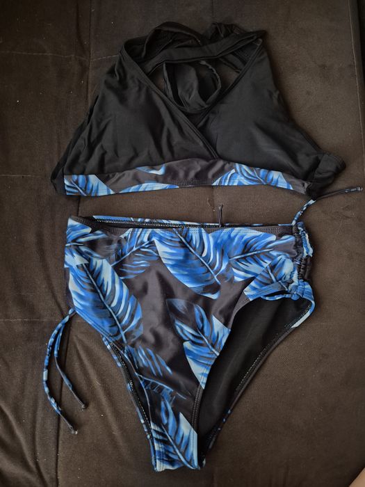 Дамски бански костюми