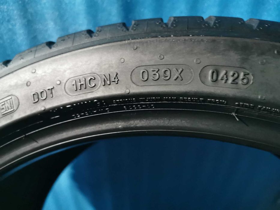 255/35 ZR19 - michelin 2 bucati