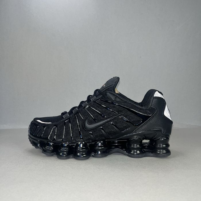 Nike Shox TL “Triple Black” НОВИ! Ориг