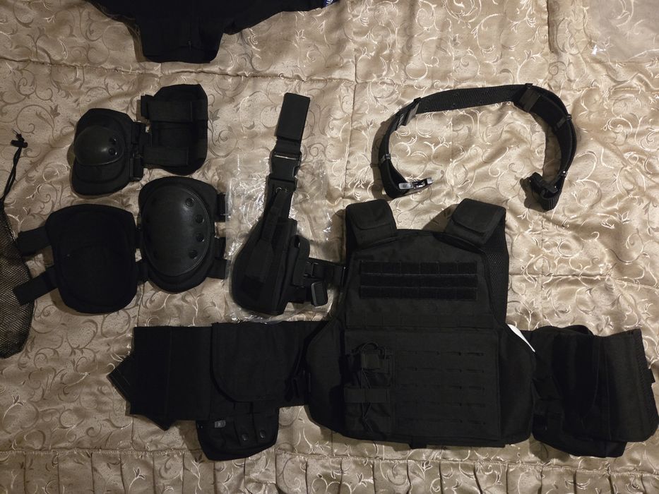 Echipament airsoft negru