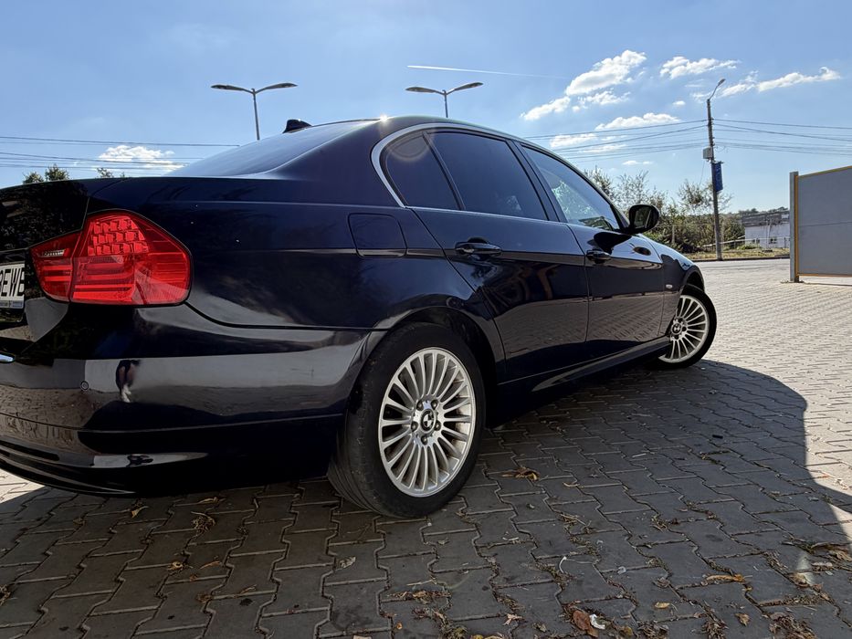 BMW Seria 3 2009 — imagine 3