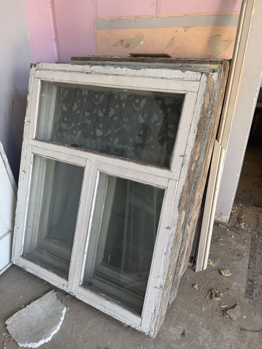 Двери и окна из дерева