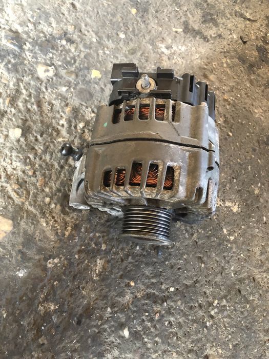 Alternator  bmw f01 seria 5 seria 7 motor 3.0x5 x6 n57d30
