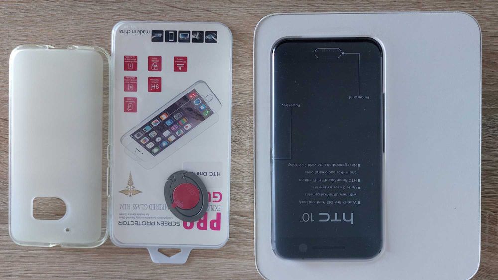 HTC 10 с оригинална кутия, зарядно и протектор