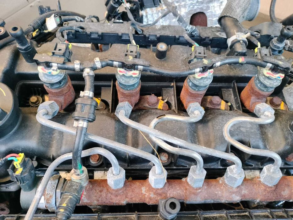 Kit injectie Hyundai i30 1.7 injectoare 0445110589 pompa 0445010596