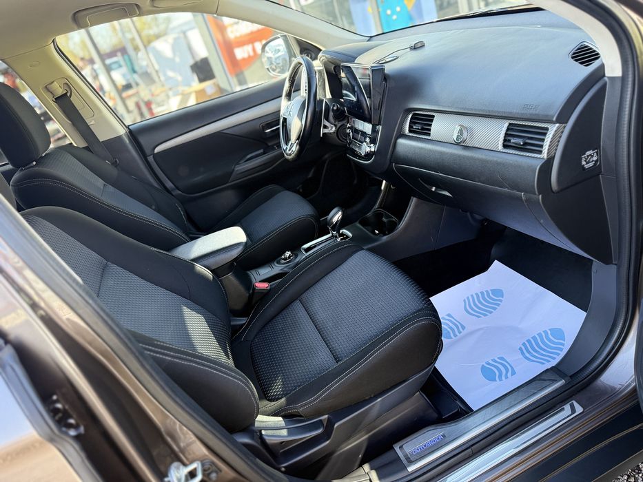 Mitsubishi Outlander/2015/Automat/7locuri/Rate fixe fara avans/Garantie