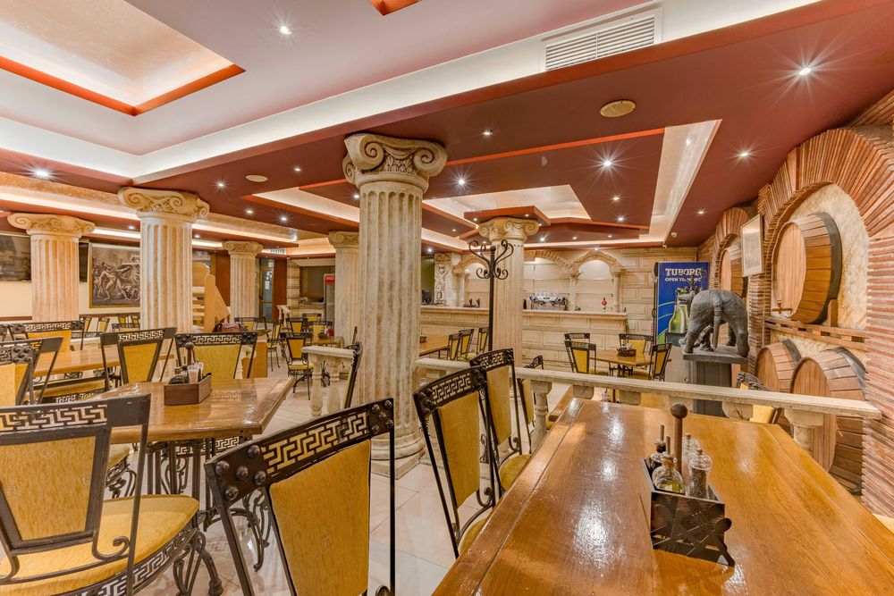 Дава се под наем Заведение в София, Младост 1А - 300 кв.м за 6000 € - Снимка #4