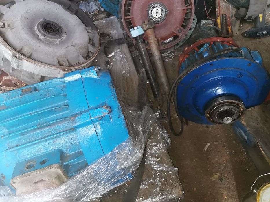 Ел.мотор телфер 5т кг2412.кг3317.1т.Кг1608.Кг 2011 3т.Кг 2412