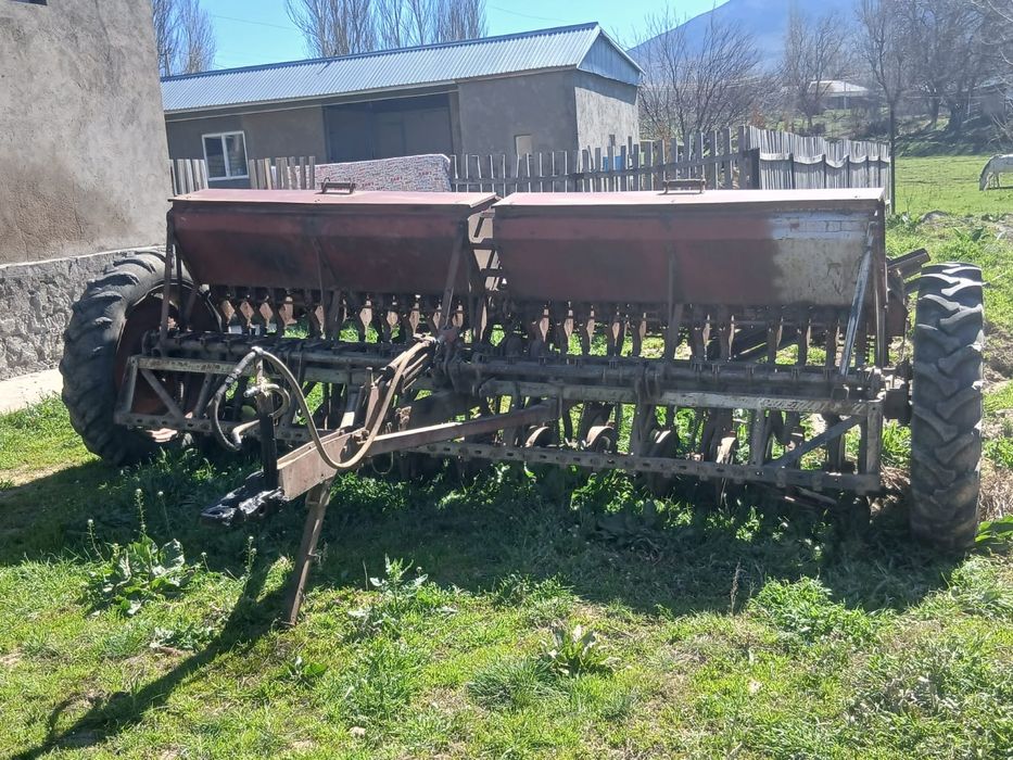Трактор 80 прес  сеялка трма комплекты
