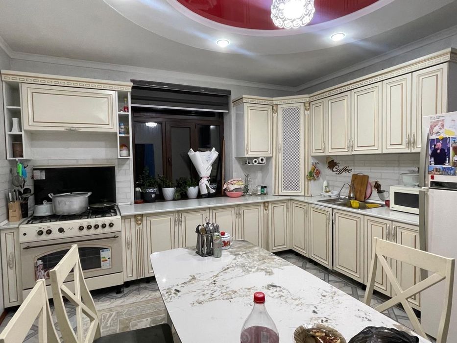 Продается мебель на кухню