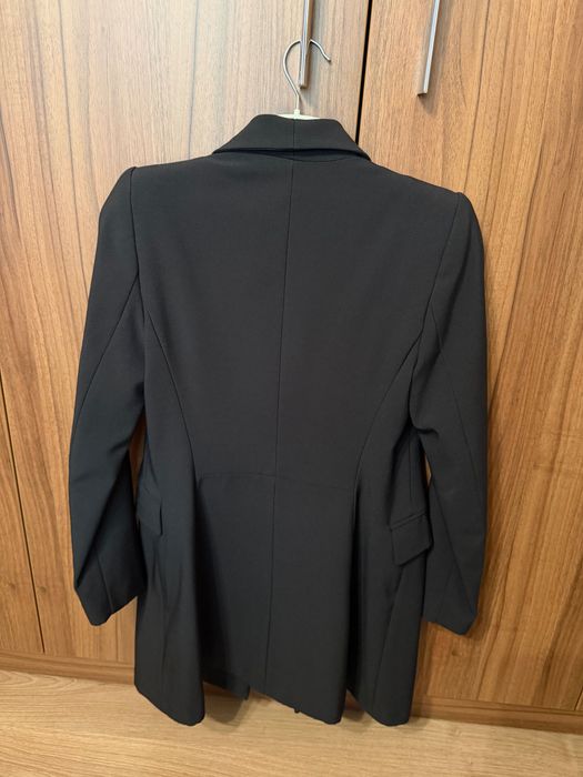 Черен блейзър Zara