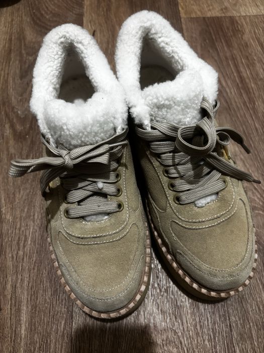 Кроссовки зимние
