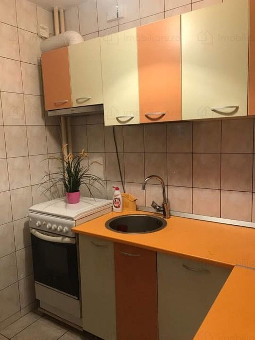 Garsoniera Drumul Taberei, Plaza România