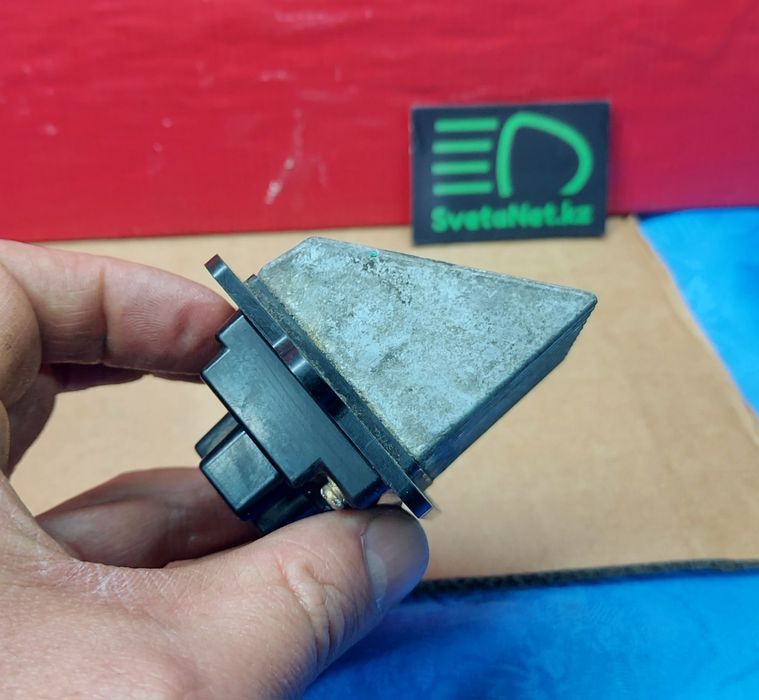 Реастат печки резистор Мазда 626 птичка