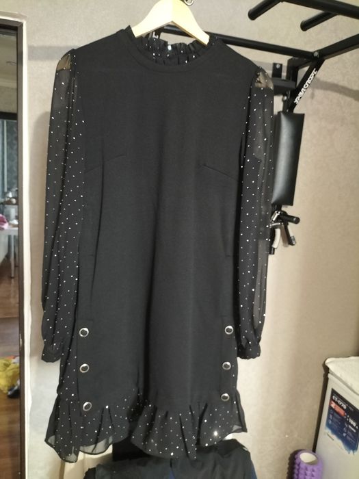 Продам платье красивое