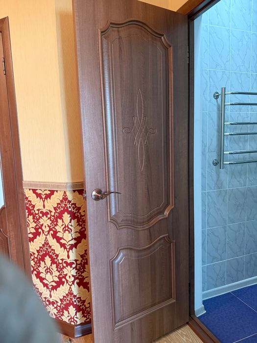 двери межкомнатные б/у