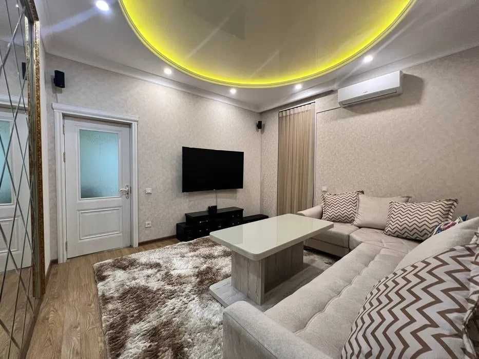 Продается 2 ком квартира в ЖК PARISIEN с ремонтом мебелью