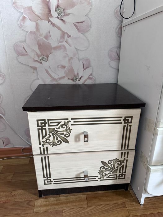 Продам маленькие тумбы