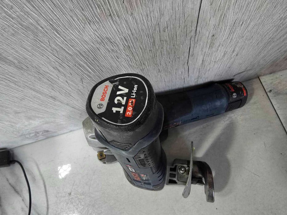 Акумулаторна ножица за ламарина BOSCH GSC 12V-13 / 2 броя