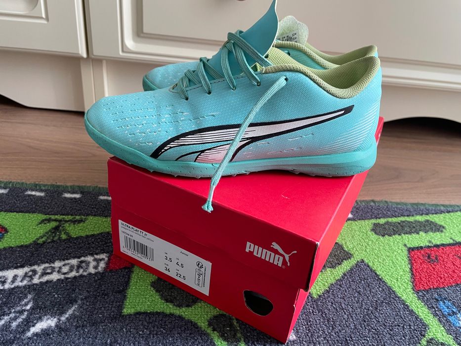 Pantofi de fotbal Puma