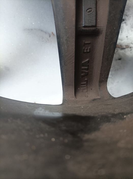 Продается резина с дисками