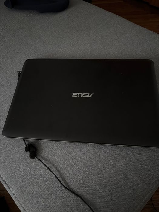 Laptop Asus A541U