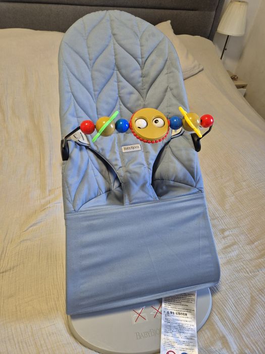 Balansoar/bouncer BabyBjorn albastru