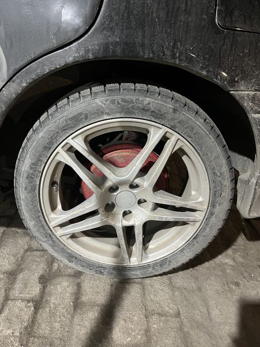 Продам диски с шинами