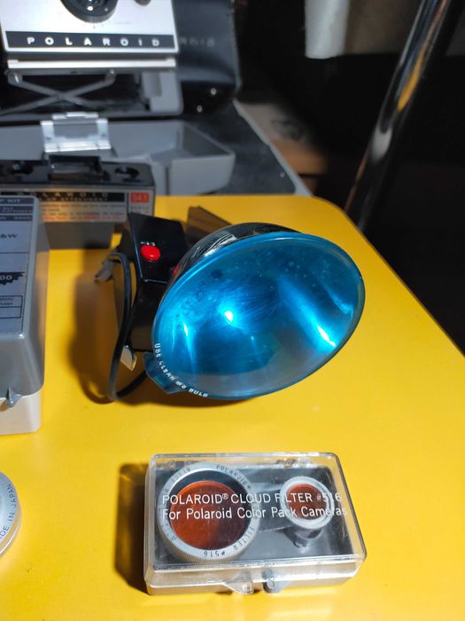 Ретро камера Polaroid