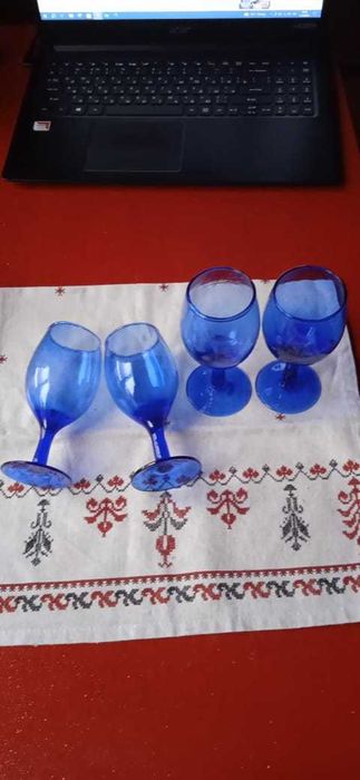 Бокалы для вина интерьерные