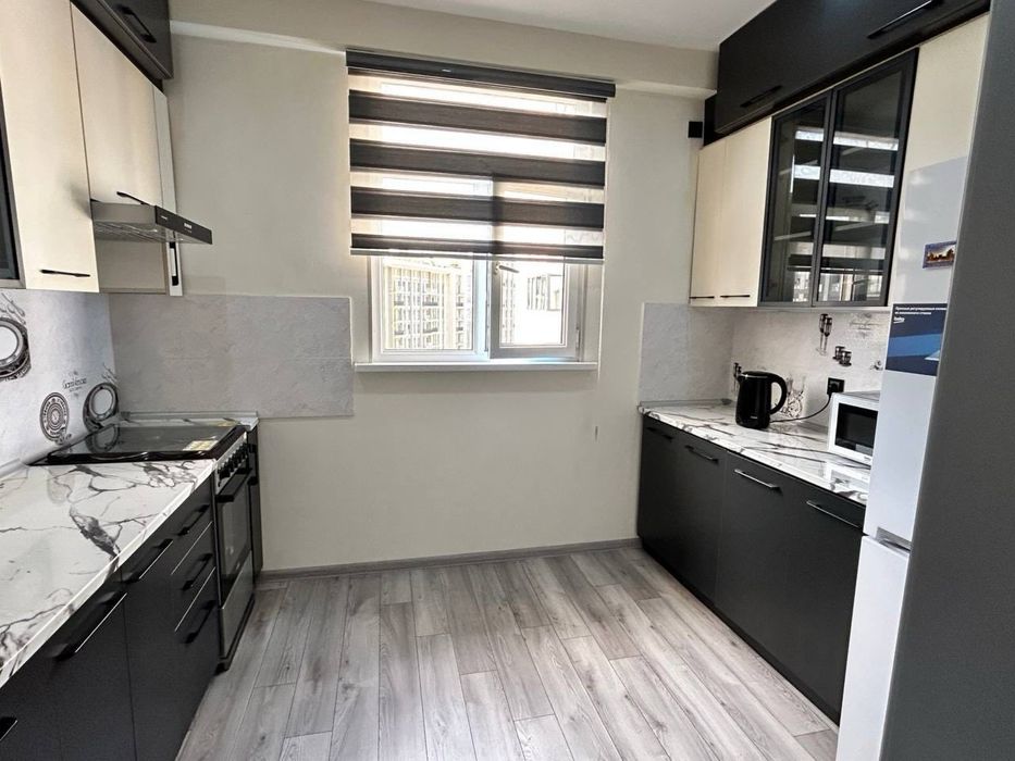 Аренда 3 комнатная на Мирабадской