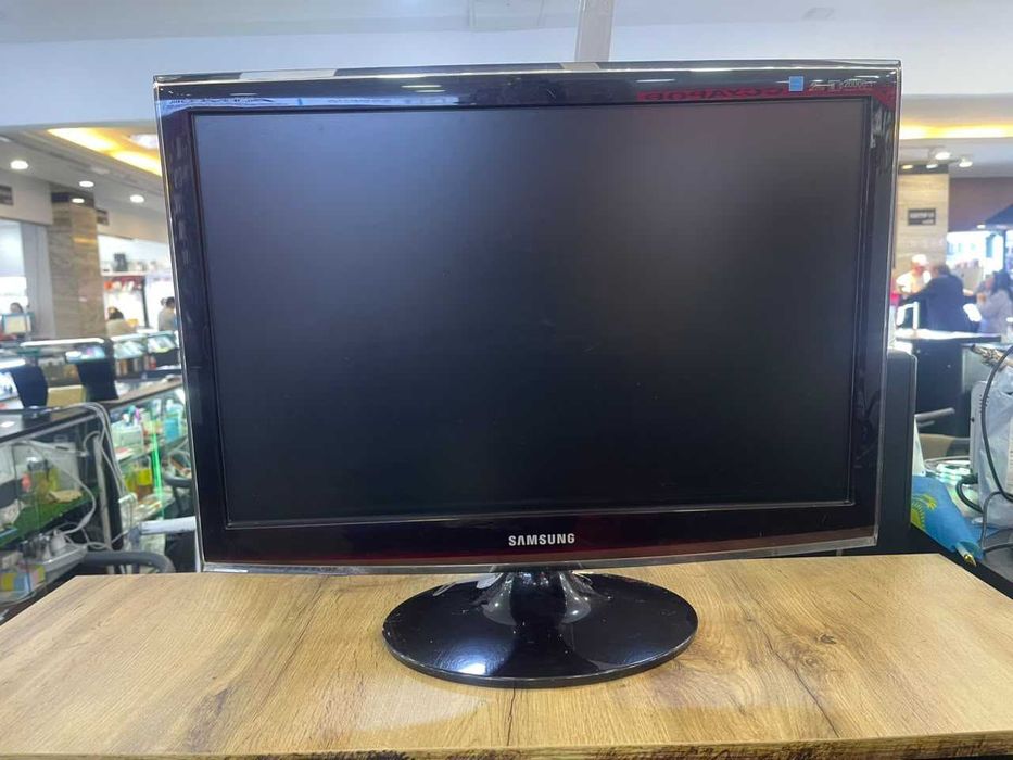 Продам монитор Samsung T220