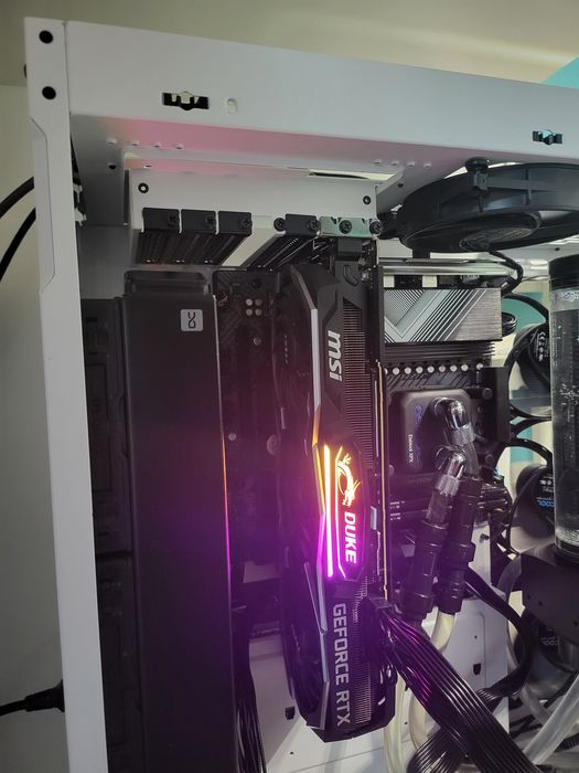 Placa video  MSI Duke Nvidia 2080ti + kit EK FLUID GAMING