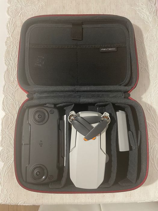 Drona DJI Mini SE
