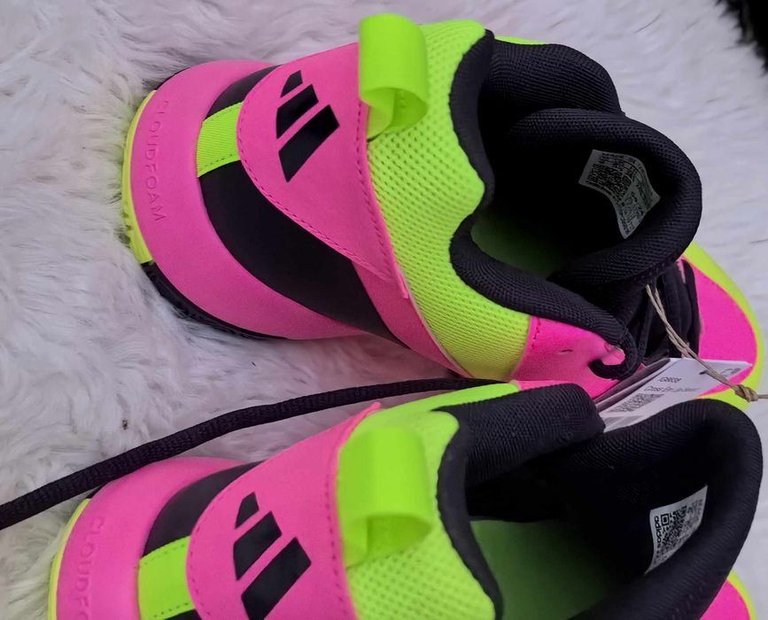 Adidas оригинални дамски сникърси нови  електрикови цветове 38 2/3