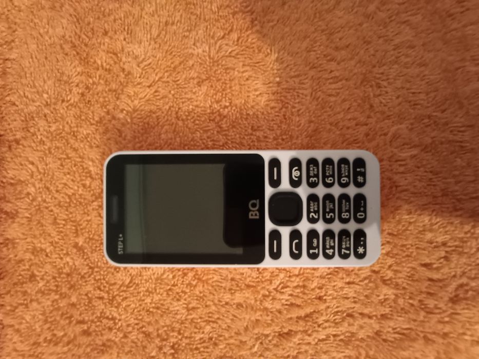 Мобильный телефон