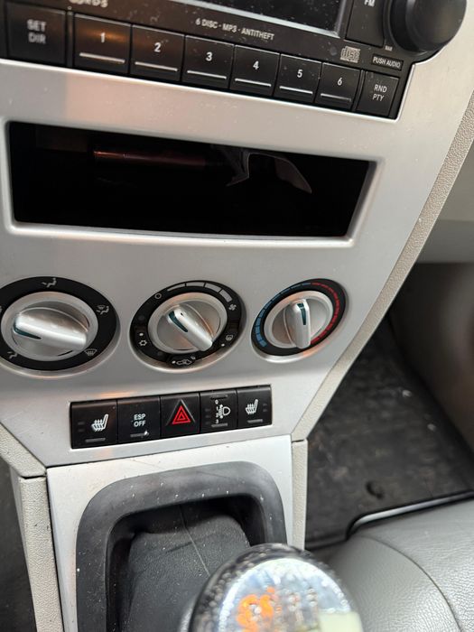 Vând sau schimb dodge caliber