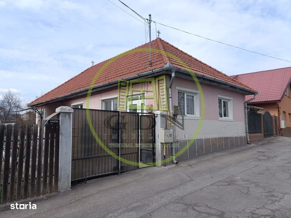 Casa de vanzare Reghin zona centrala.