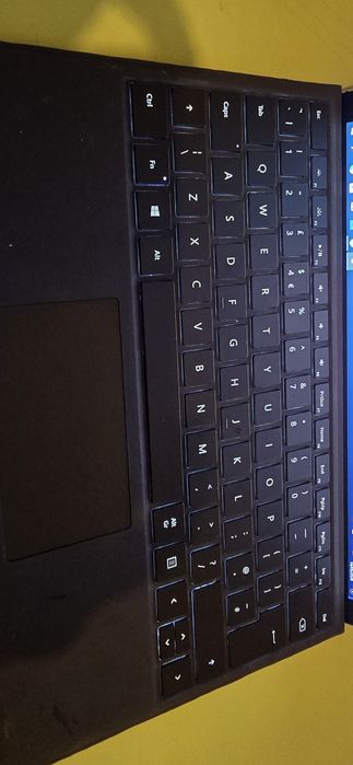 Microsoft surface pro 4